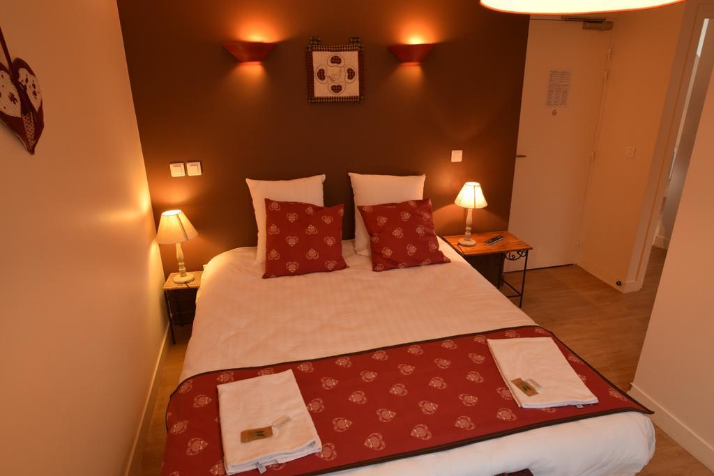 Hotel Le Geneve La Bourboule Exterior foto